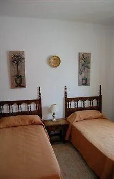 El Capistrano Complejo De Turisticos 2*